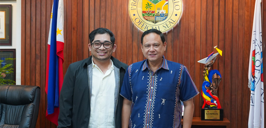 PCL President Visits Defensor