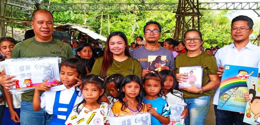 Books And Stories Bring Hope To Calinog Children In Peace-Building Mission
