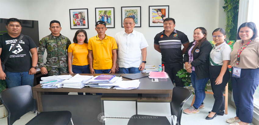 Capitol Extends Support To Former Rebels