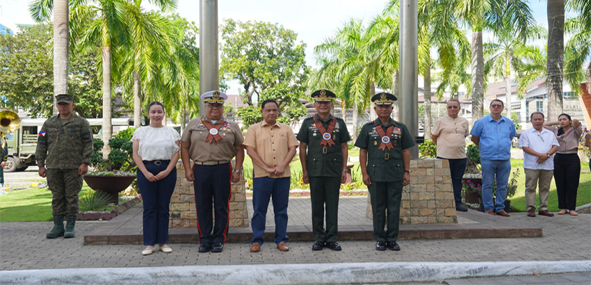Honoring Ilonggo AFP Leaders At Flag-Raising Ceremony